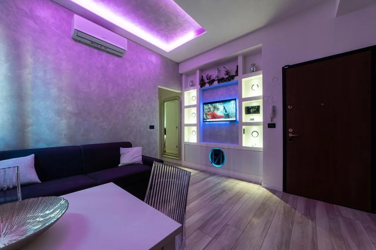 Fashion Apartment Silver Bologna